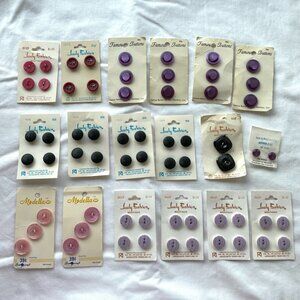 Lot of Assorted Buttons